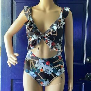 Verano Playa Floral One Piece Swimsuit Sz S